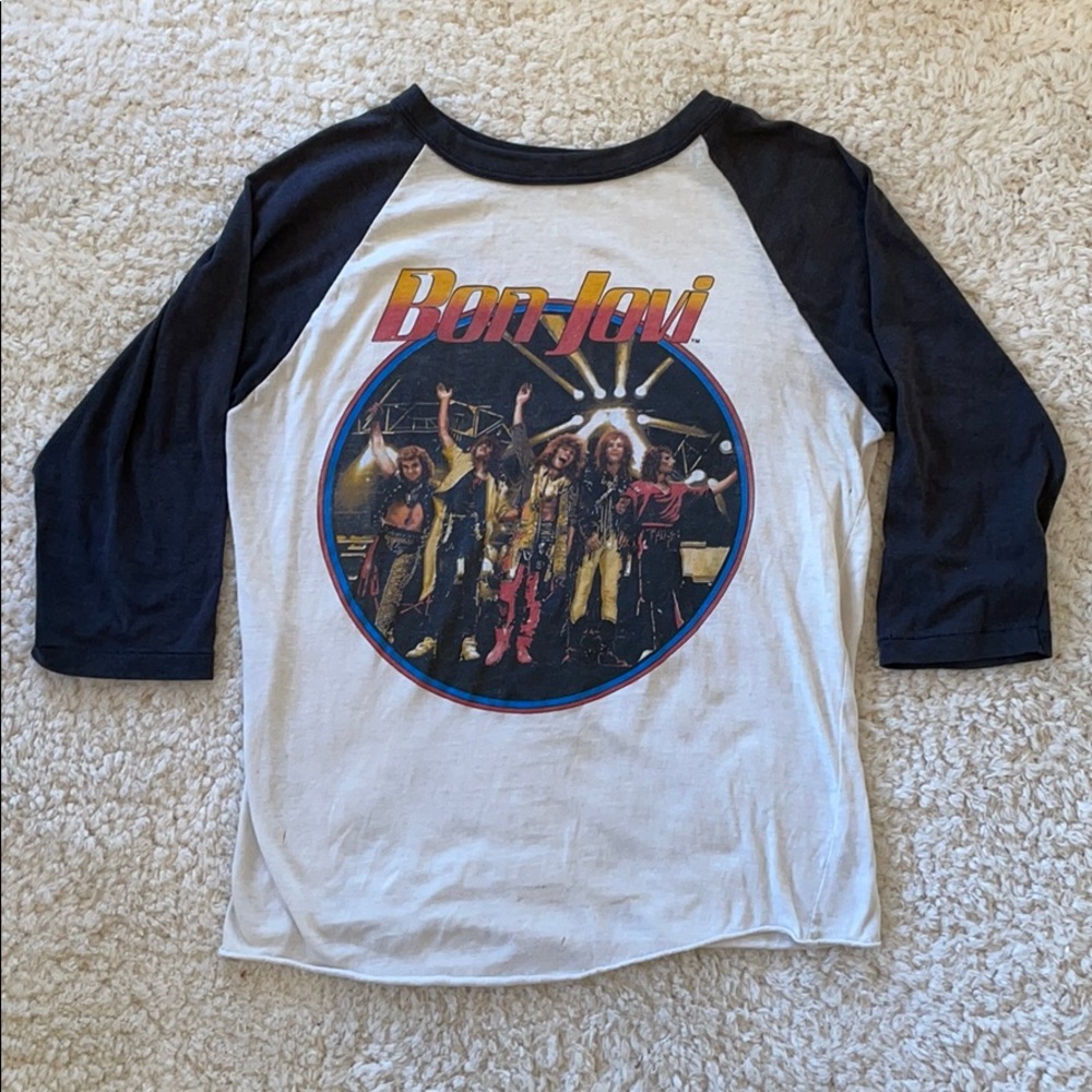 Bon Jovi Vintage 1986 Baseball T-Shirt. Fits Small